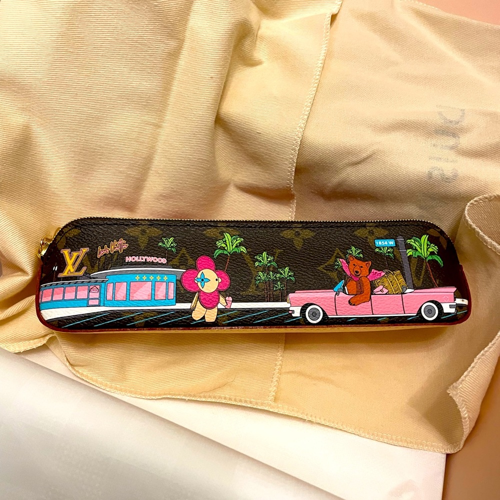 SOLD LOUIS VUITTON HOLLYWOOD PENCIL CASE